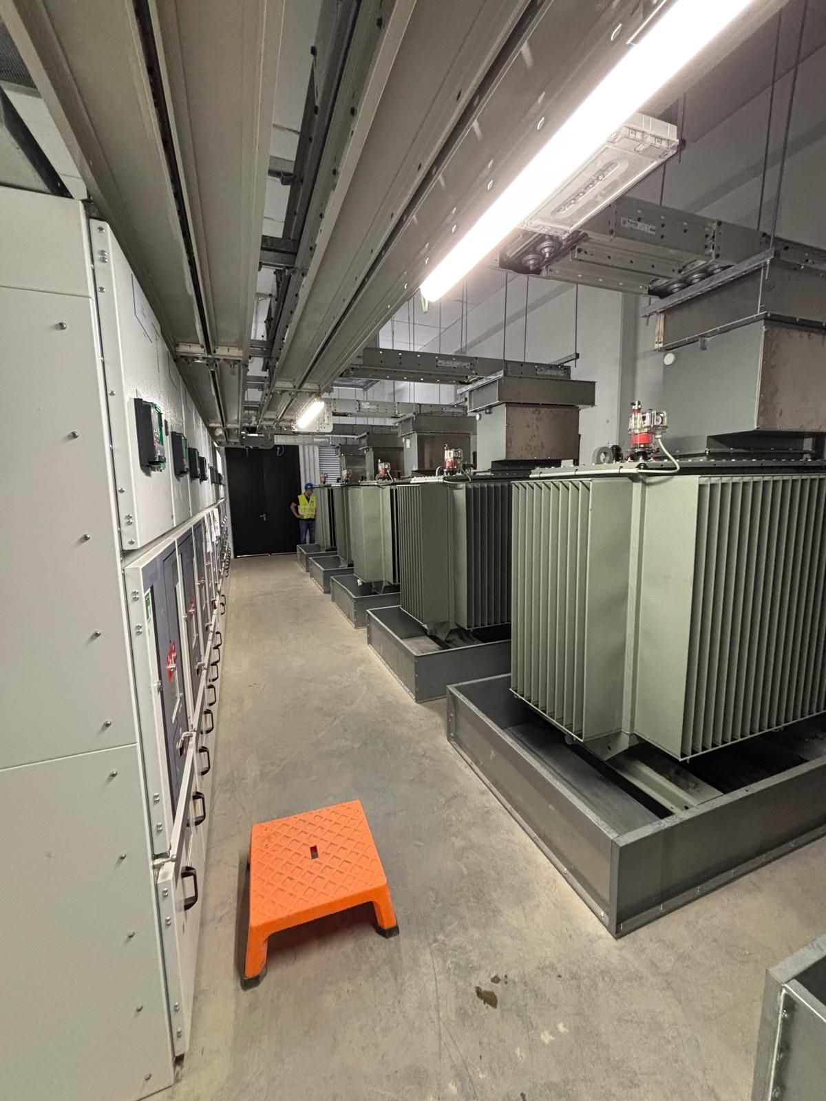 Middenspanningsruimte met transformatoren, geïnstalleerd door Elektriciteitswerken Nuyts
